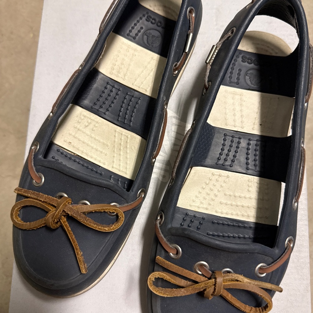 Crocs - Picture 2 of 2